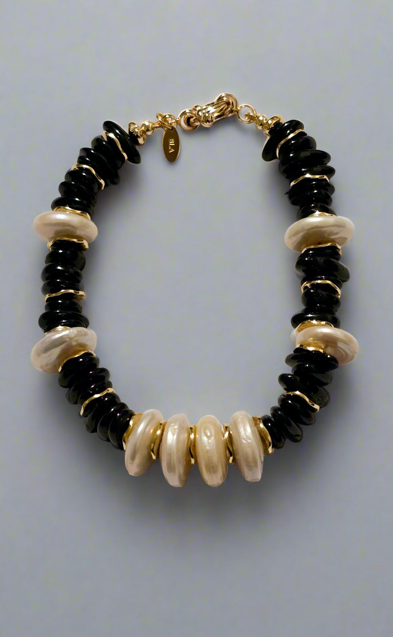 Black Spinel & Freshwater Pearl Bracelet