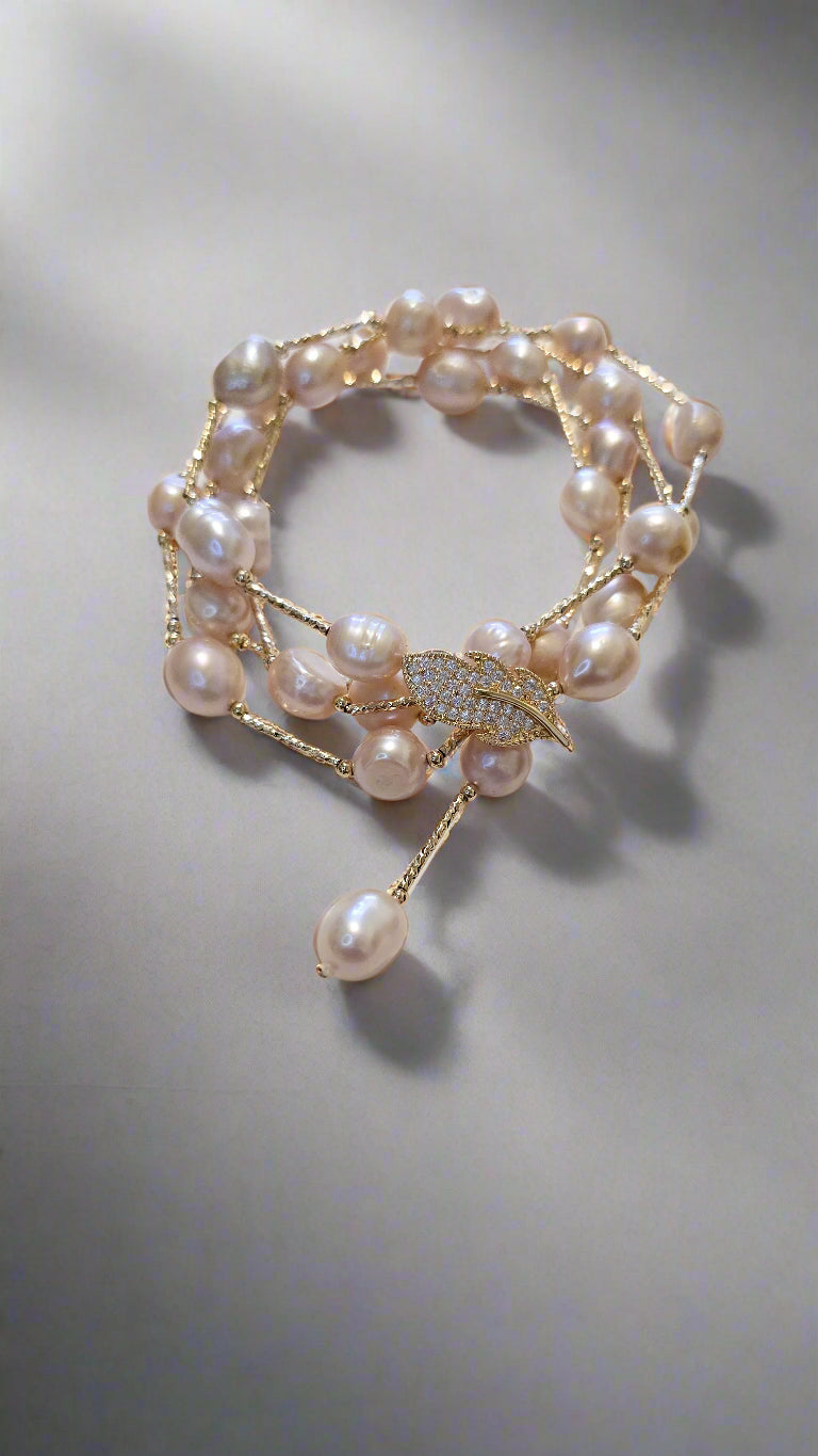 Adjustable Peach Pearl Necklace